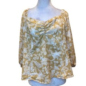 Signature XL caramel/white floral puff sleeve off shoulder crop linen blouse